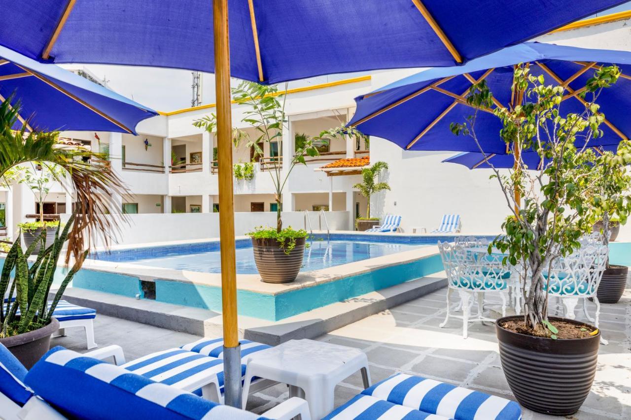 פוארטו ואלארטה Hotel Pueblito Vallarta מראה חיצוני תמונה
